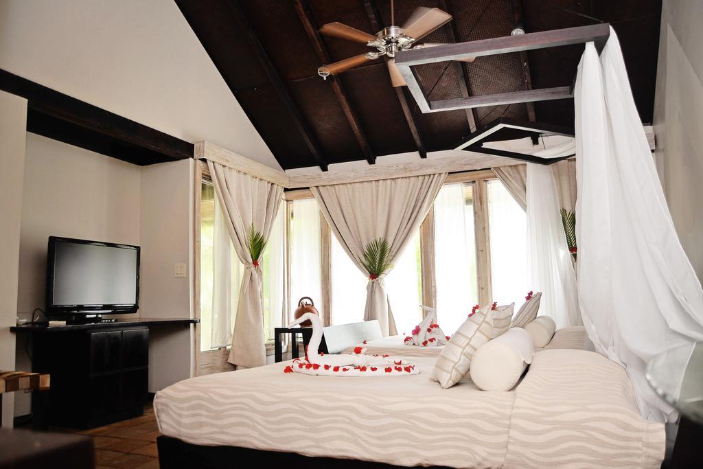 Hotel Henry Morgan All Inclusive West Bay Εξωτερικό φωτογραφία
